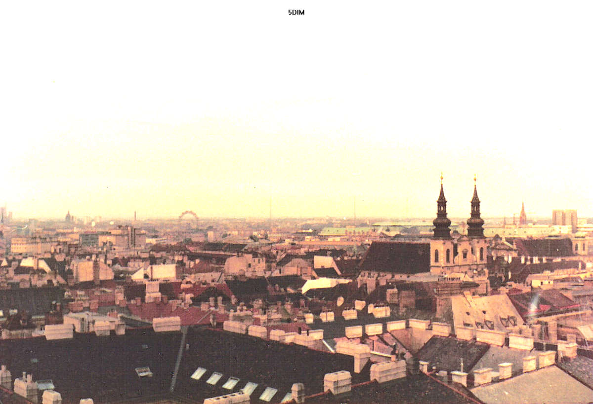 19741009_(1645)_I_10_ONO-Panorama_Nordturm_Stephansdom