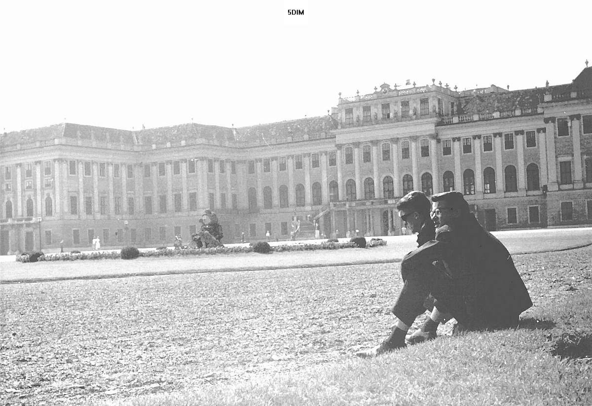EU/A/Wien/Schoenbrunn/196208xx_EU_A_Wien_Schoenbrunn_Schloss_(Dahlhaus)