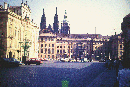CZ/Prag/Kleinseite/19771006-1(6)xx_I_34_(D_44)_CZ_Prag_Hradshin_Vorplatz