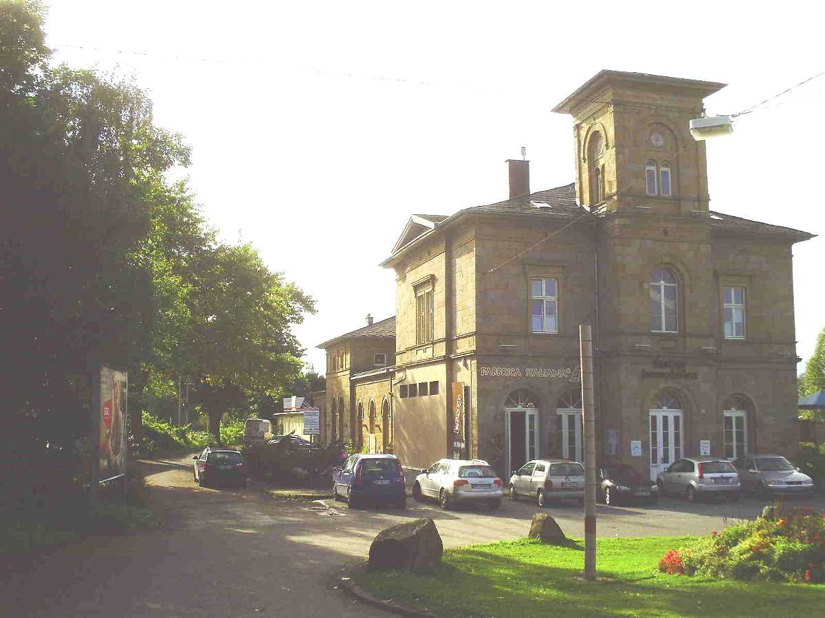 D/NRW/EN/Hattingen/City/Bahnhofstrasse/20100916s1656_PICT0030_EU_D_NRW_EN_Hattingen_Bahnhofstrasse_Bahnhof_1200x0900