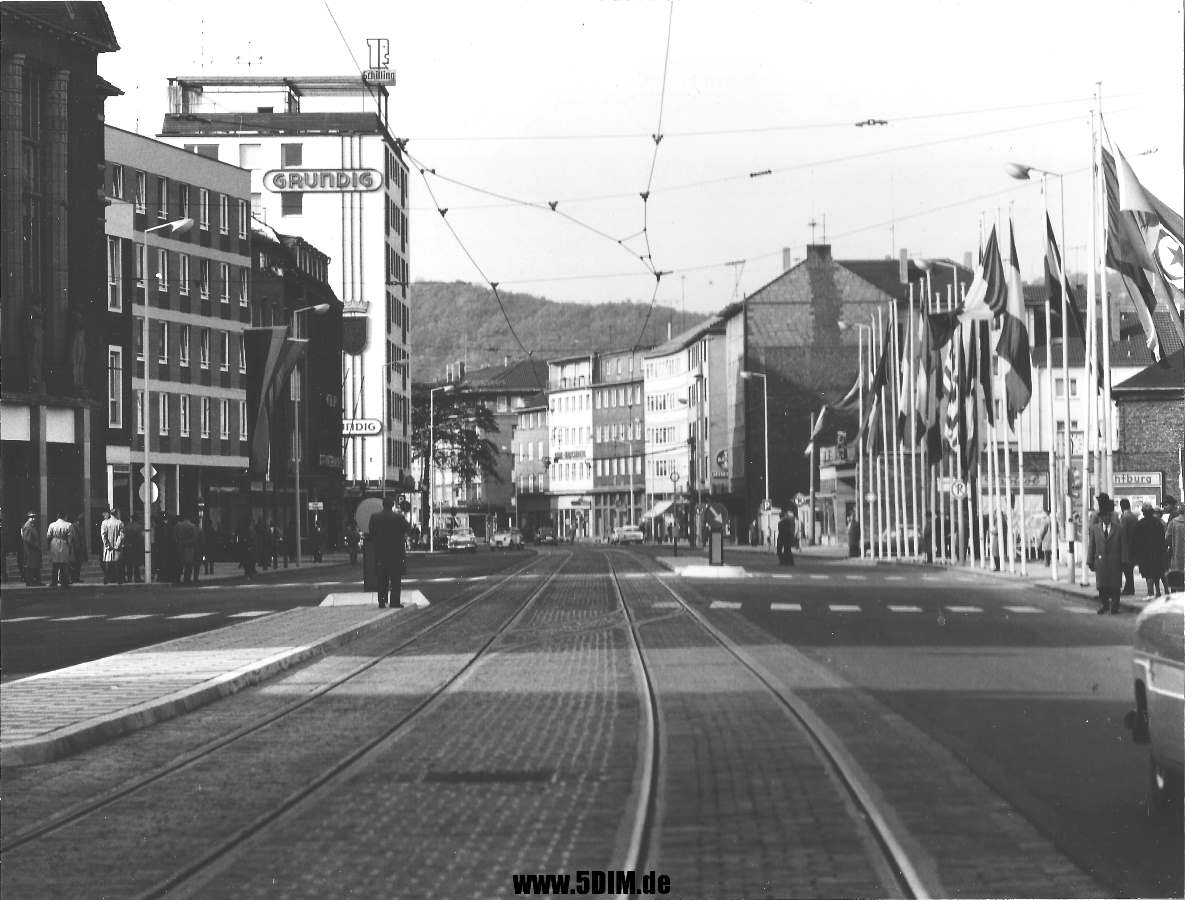 EU/D/NRW/HA/Hagen/Elberfelderstrasse/EinmuendungKonkordiastrasse/SW-Foto_EU_D_NW_HA-City_ElberfelderStrasse_von_Konkordiastrasse_aus_abwaerts_um_1960_1185x0900