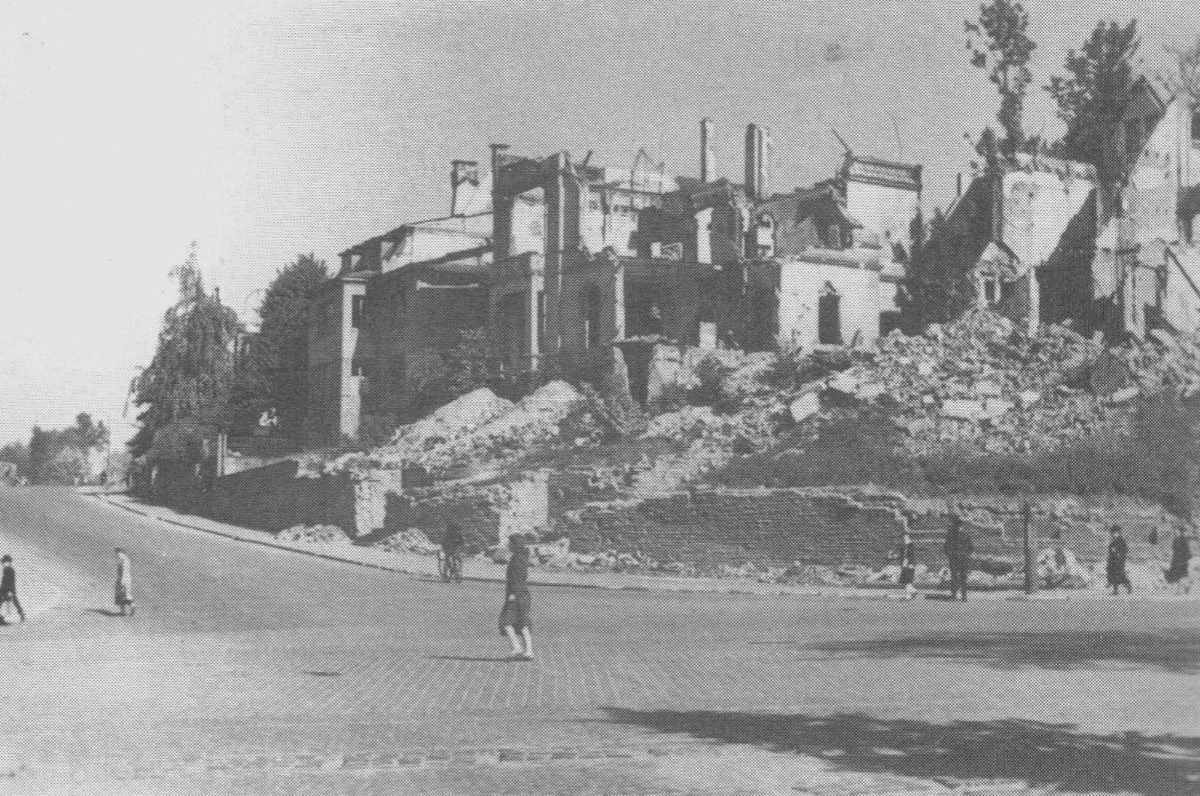 D/NRW/HA/Hagen/MaerkischerRing/19460508_SW-Foto_EU_D_NW_HA-City_Weinbergstrasse_vom_Emilienplatz_aus_(Quelle_wohl_StadtarchivHA)_1200x0796.