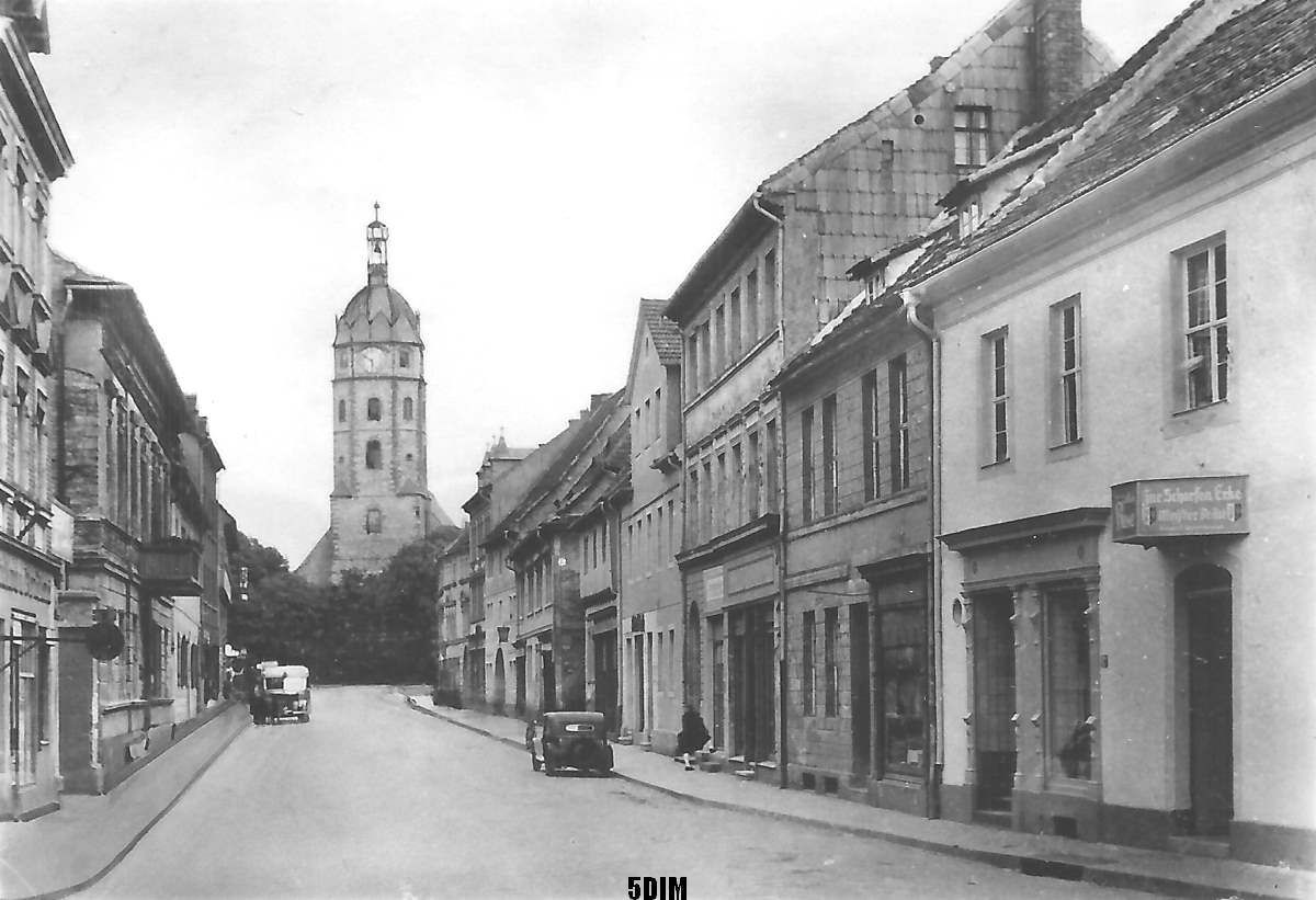 EU/D/SA/SGN/Sangerhausen/KylischeStrasse/SW-Foto_EU_D_SA_SGN_Sangerhausen_StrasseDerDeutsch-SowjetischenFreundschaft_1956_1200x0821