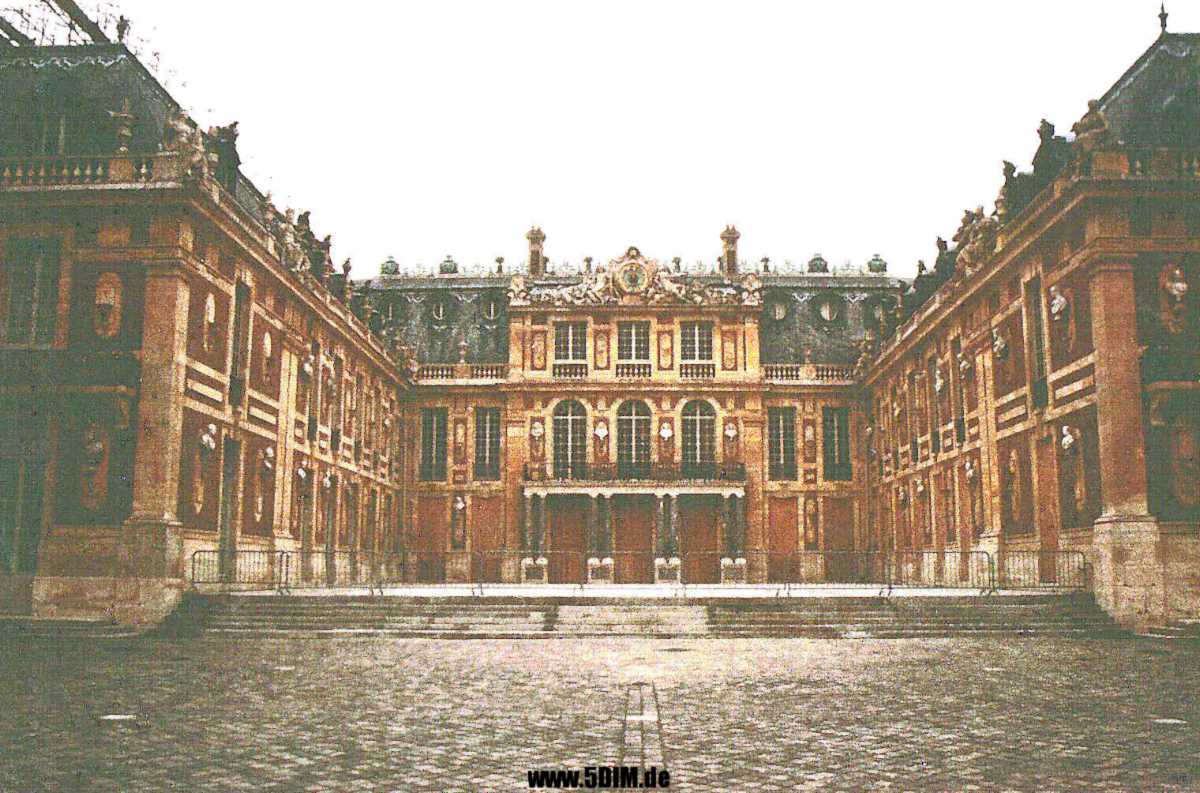 F/Paris/Versailles/19810331_1310_Fotoalbum0705_Hauptfluegel_Schloss_Versailles_1200x0793