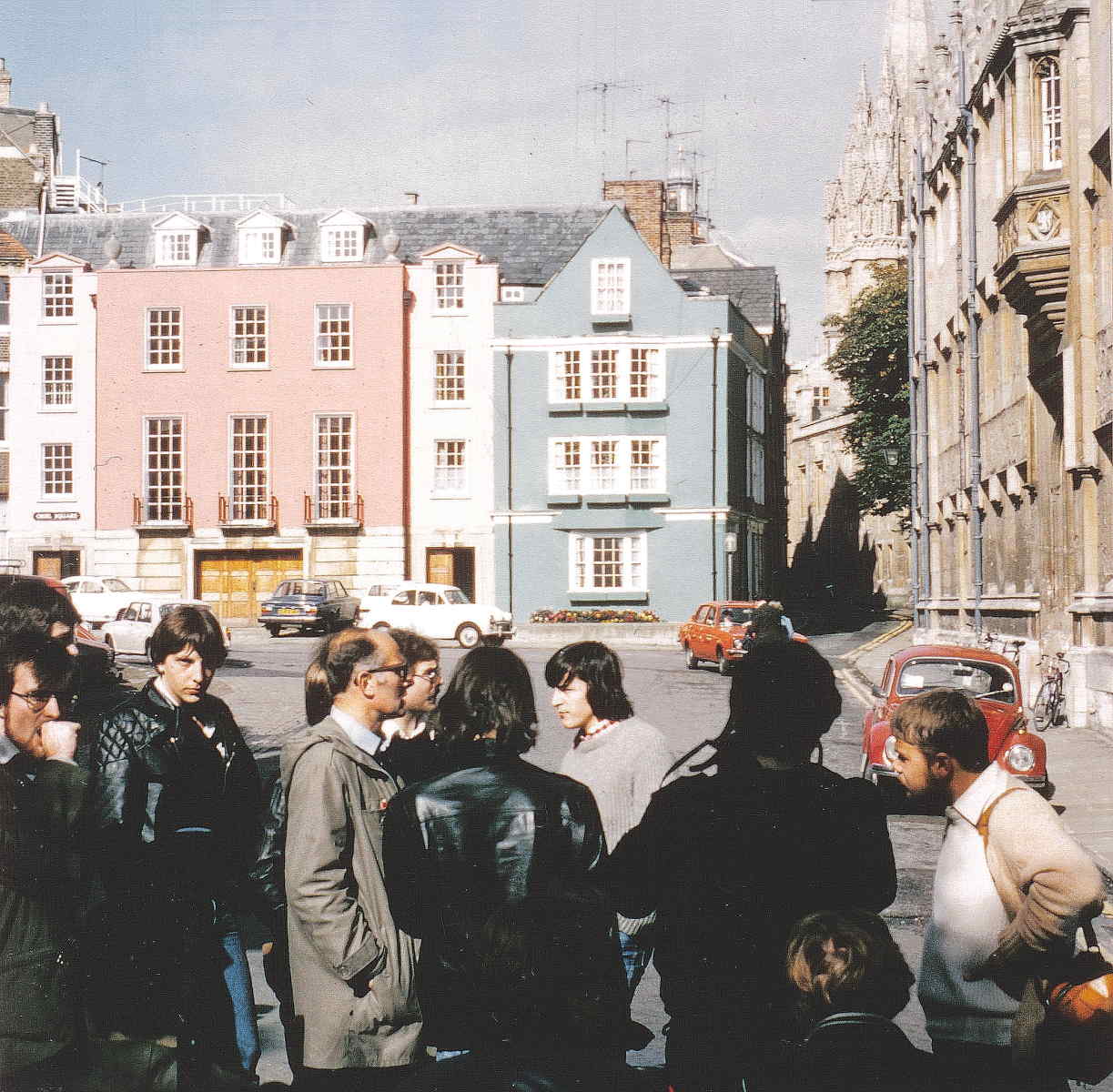 Geographie/EU/GB/England/Oxford/19781003-1400_0Q35_Fotoalbum0399_Reisegruppe_in_Oxford