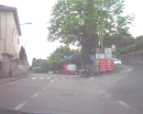 EU/HR/Istrien/Opatijskarivijera/Lovran/Hauptstrasse/20070602-1551_DSCI0150_HR_Lovran_Tankstelle_an_der_Hauptstrasse_rechts_Dr_Nilo_Cara