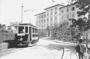 EU/HR/Istrien/Opatijskarivijera/Lovran/Klinik/SW-AK_Lovran_Hotel_Lovrana_mit_Tram_etwa_um_1910