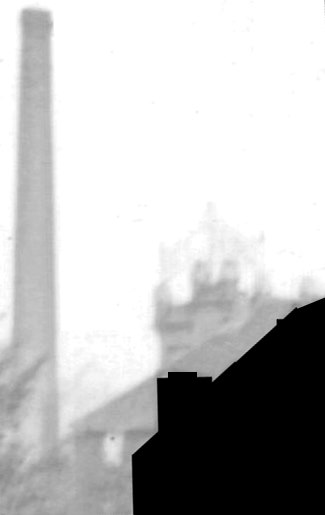 WuppertalerStrassenbahn/0_1_Tram_Wuppertal_Wagen58_letzte_Ziffer_fraglich_Linie8_mit_Scheinwerfer-Verdunkelung_um_1940_Detail_Fabrik