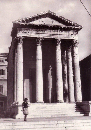 HR/Istria/Pula/Zentrum/Forum/Augustus-Tempel/SW-AK_EU_HR_Istrien_Pula_Forum_Augustustempel_Front_196408xx